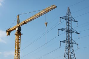 Кран и линии электропередач: правила безопасности